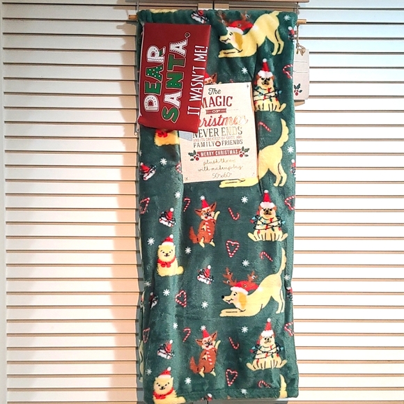 Dog Cat Pet themed Blanket Throw, super soft silky touch NWT 50"×60" Christmas - Picture 2 of 6